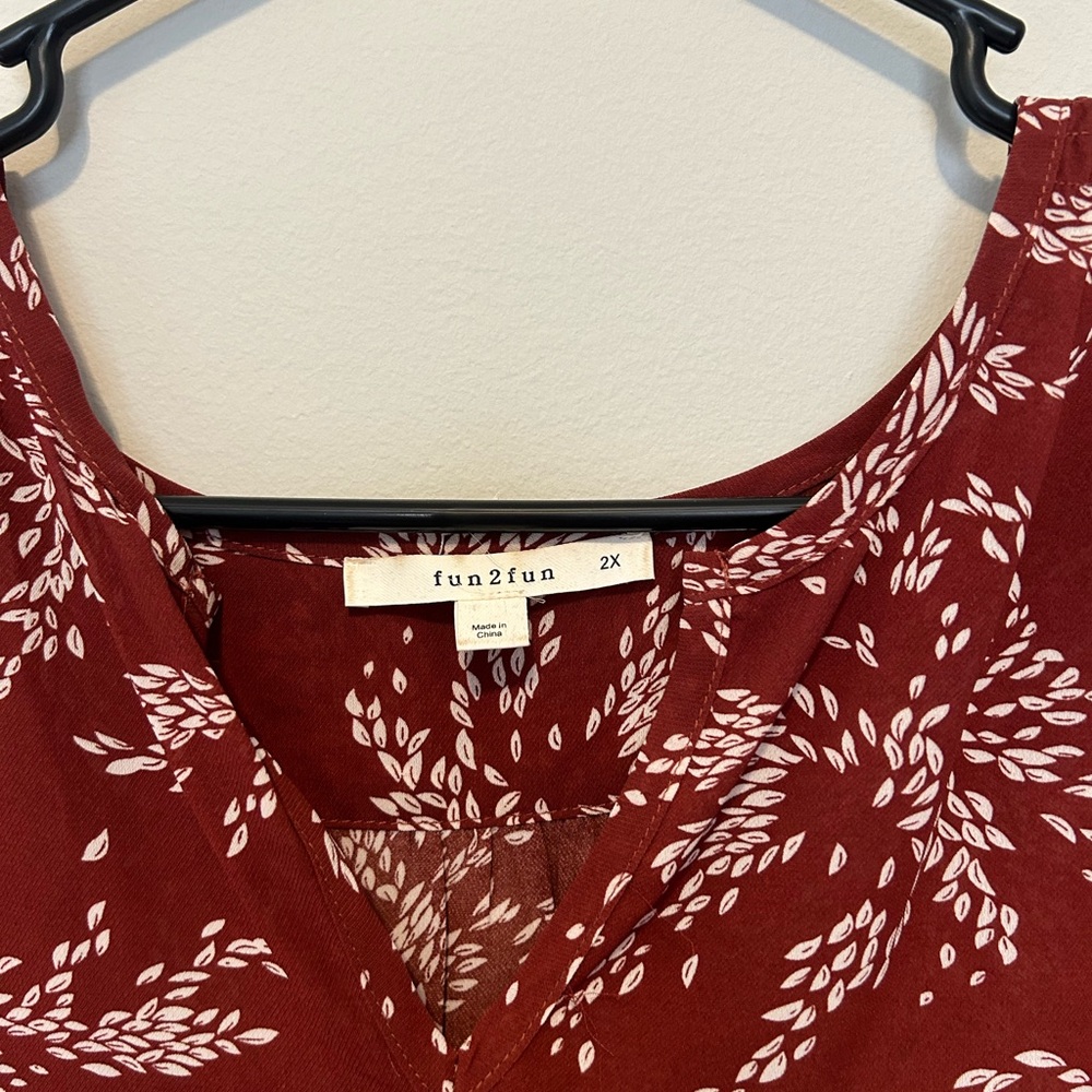 Fun2Fun Blouse - Picture 2 of 5
